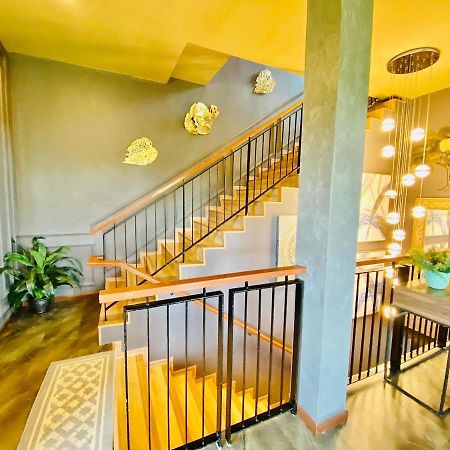 Faizal Madhi Homestay Кучинг Екстериор снимка