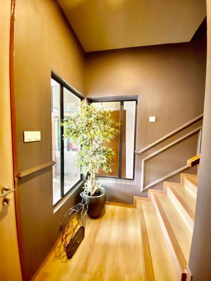 Faizal Madhi Homestay Кучинг Екстериор снимка