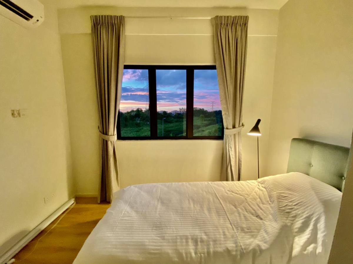 Faizal Madhi Homestay Кучинг Екстериор снимка