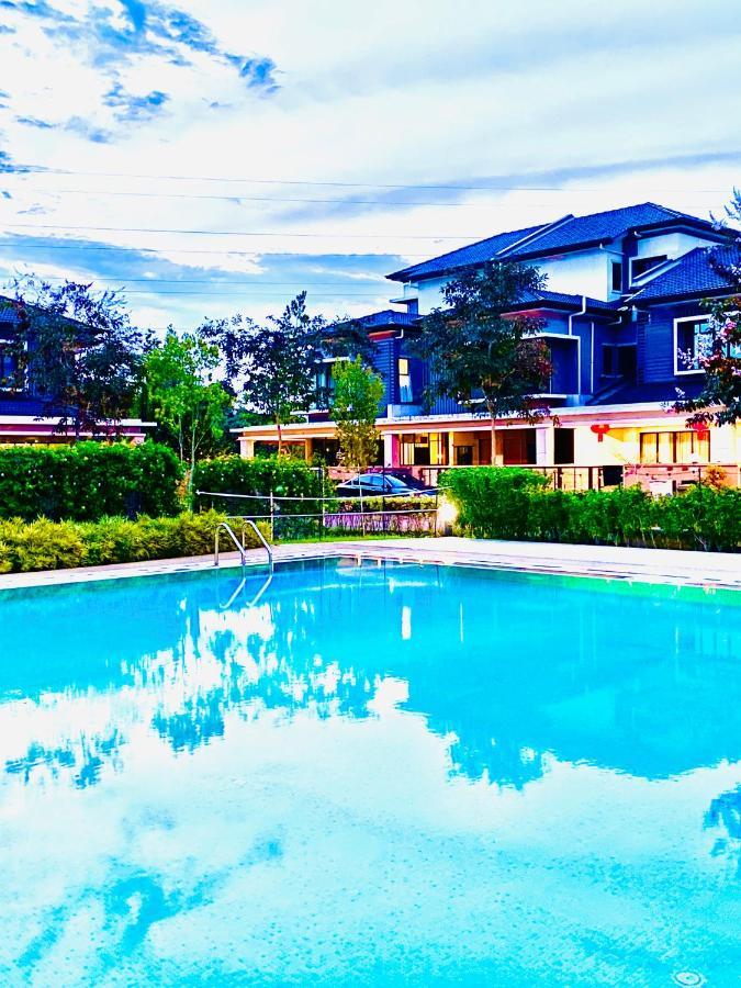 Faizal Madhi Homestay Кучинг Екстериор снимка