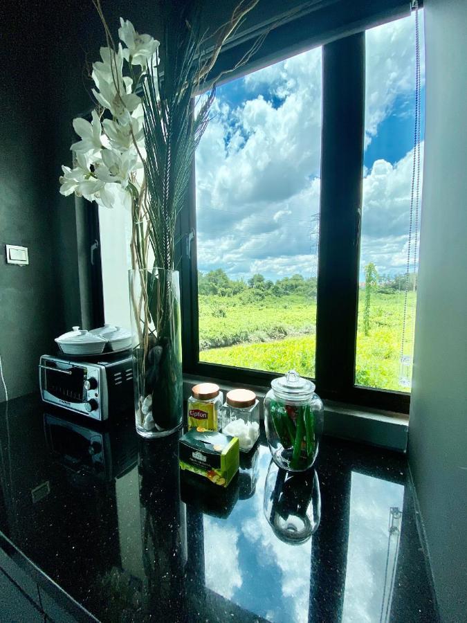 Faizal Madhi Homestay Кучинг Екстериор снимка