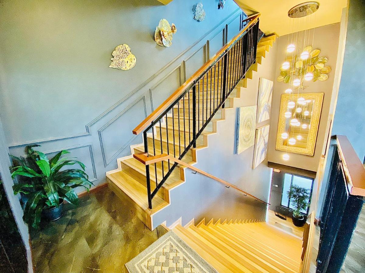Faizal Madhi Homestay Кучинг Екстериор снимка